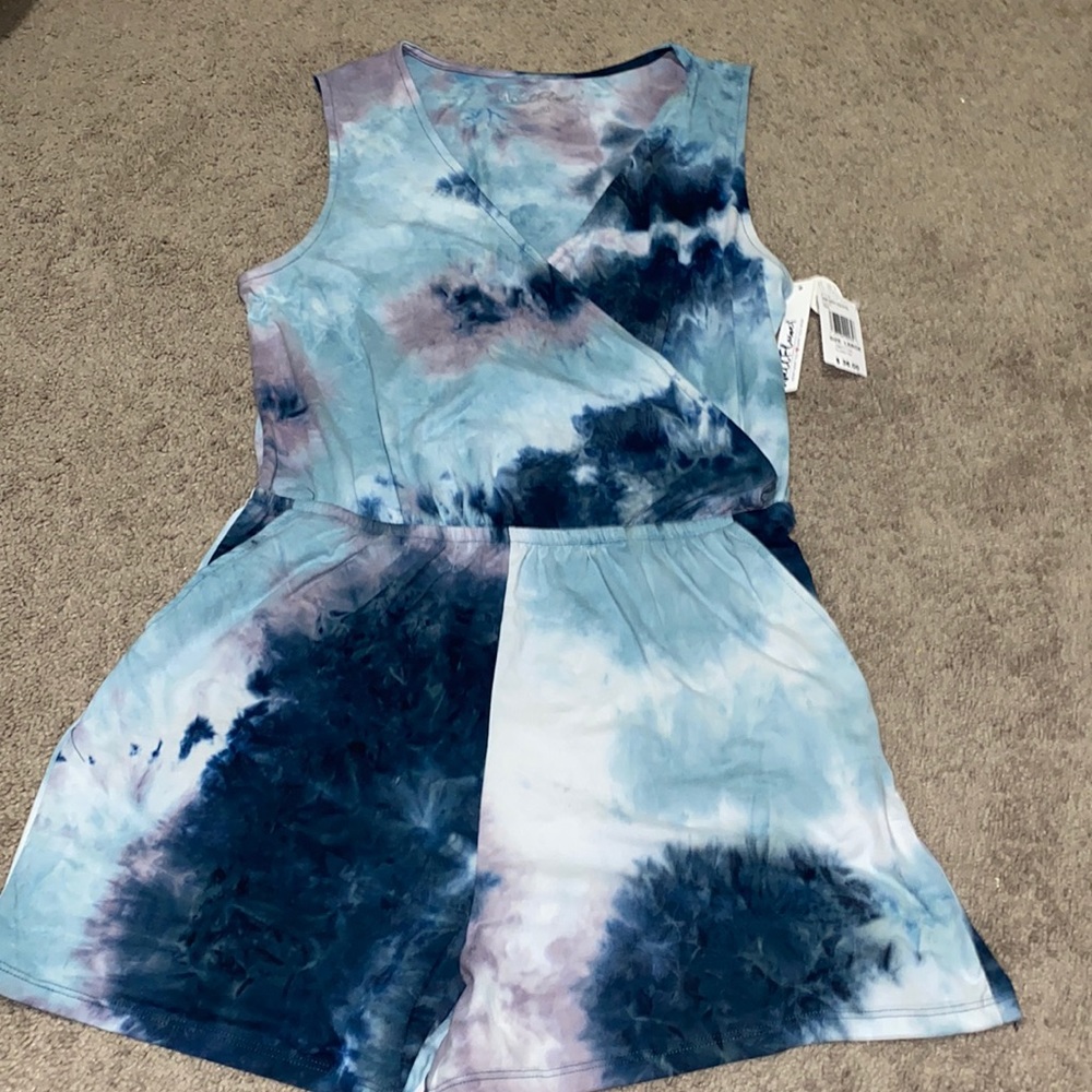 NWT Wallflower Romper